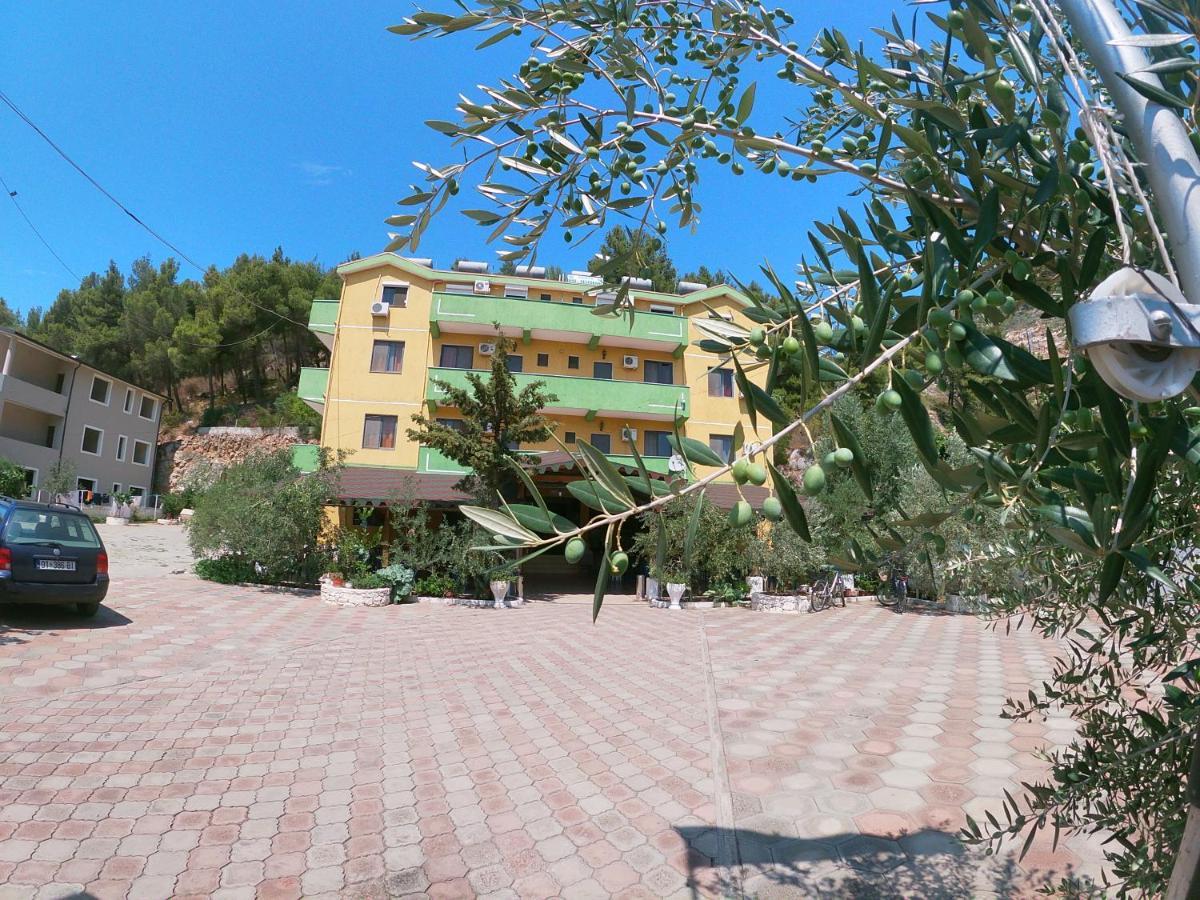 Hotel Bolonja Shëngjin Kültér fotó